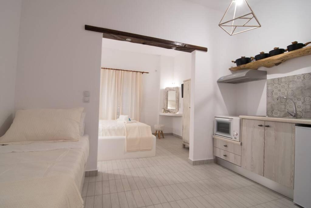 Nemesis Paleochora Apartment Chania  ภายนอก รูปภาพ